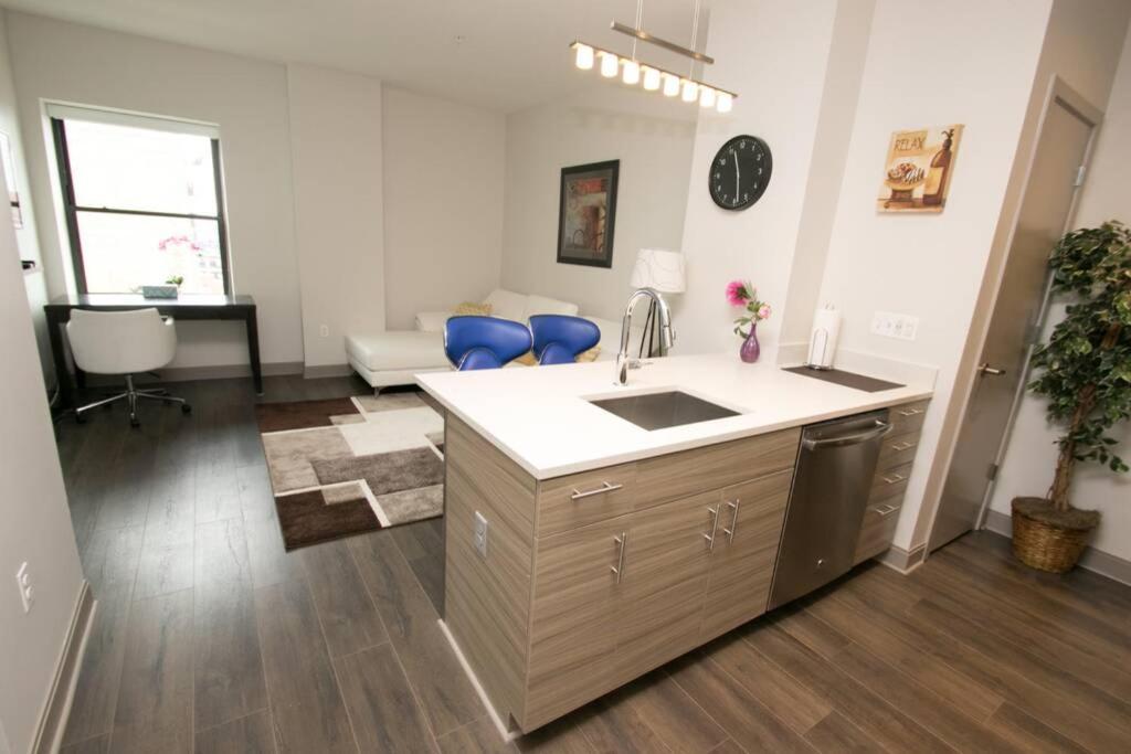 Апартаменти Ultra Modern New 1Br 1Ba By Rittenhouse Doorman!!! Філадельфія Екстер'єр фото